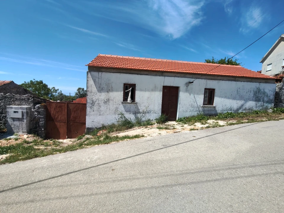Moradia T2 para Venda em Redinha Foto 14