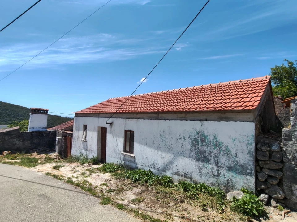 Moradia T2 para Venda em Redinha Foto 1