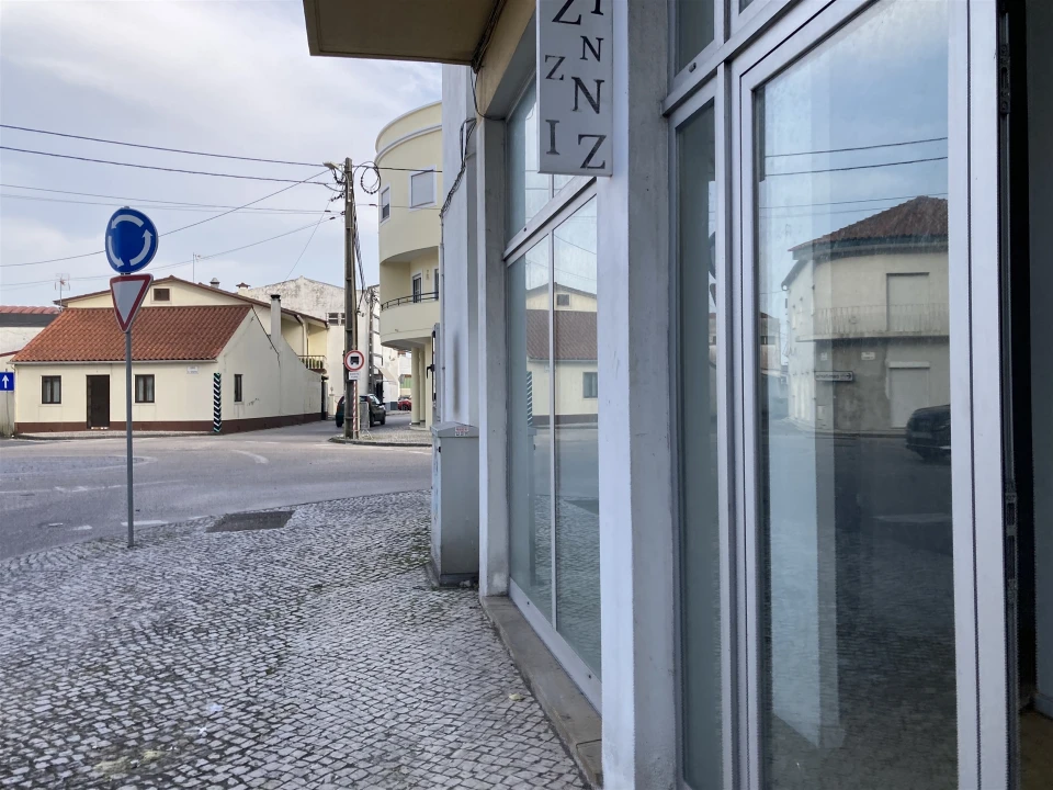 Loja para Venda em Marinha Grande Foto 4