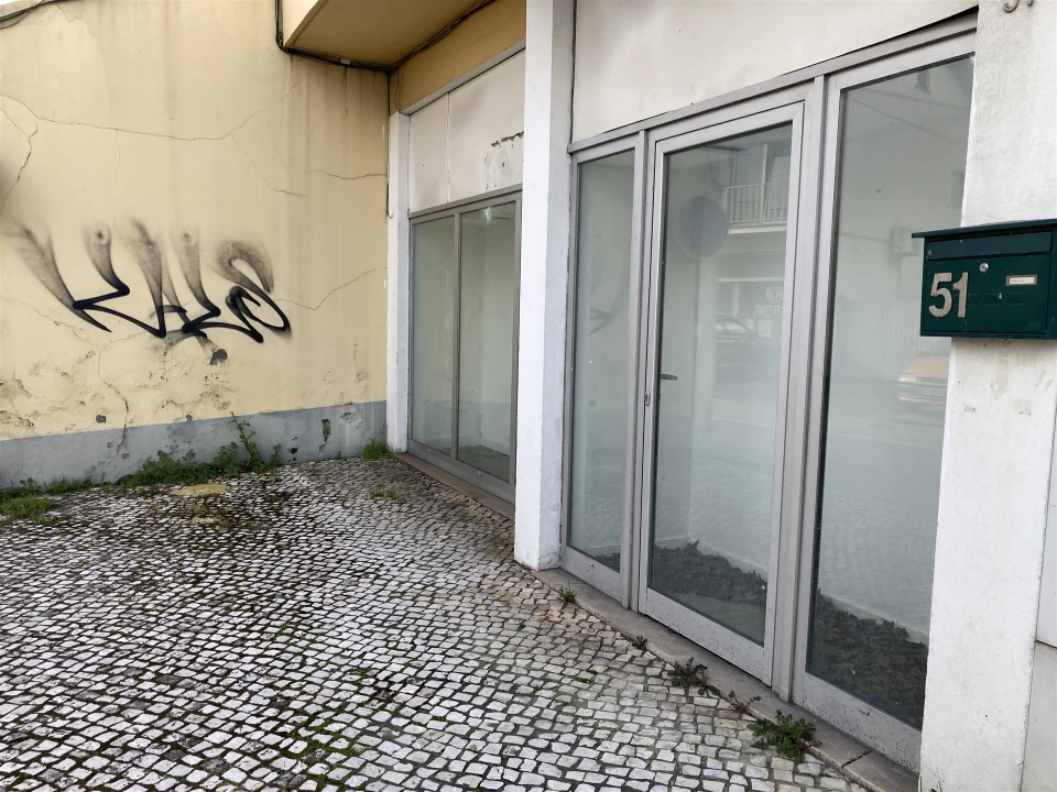 Loja para Venda em Marinha Grande Foto 5