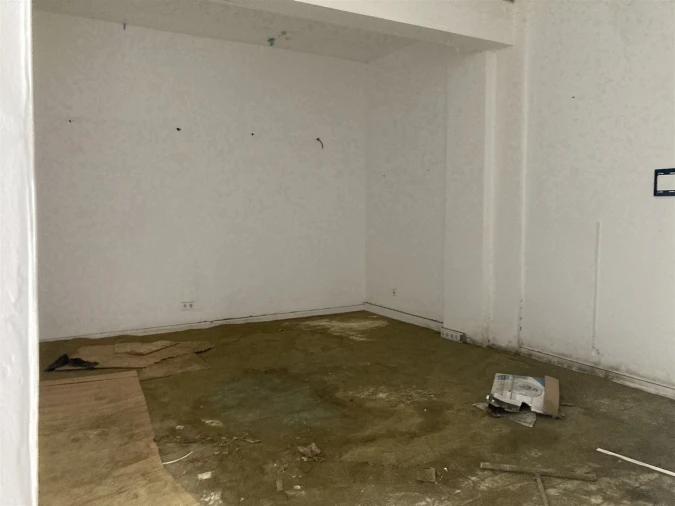 Loja para Venda em Marinha Grande Foto 2