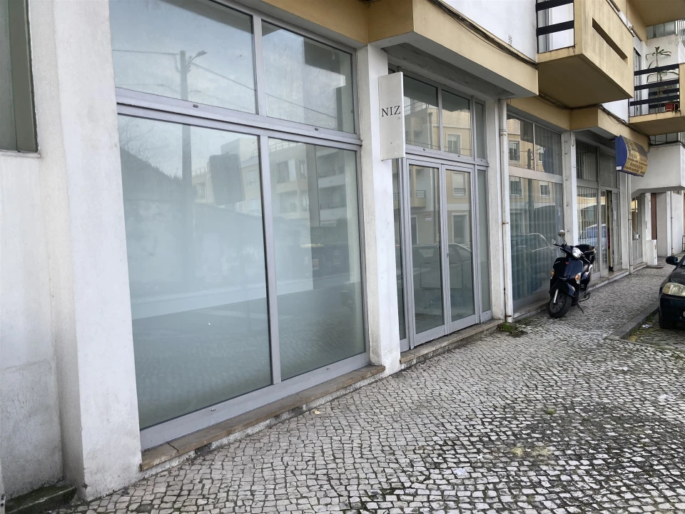 Loja para Venda em Marinha Grande Foto 6