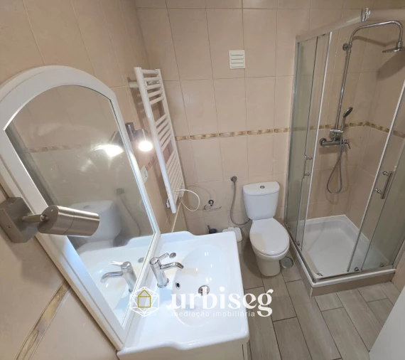 Moradia T3 para Venda em São Pedro Foto 25