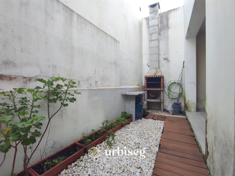 Moradia T3 para Venda em São Pedro Foto 26