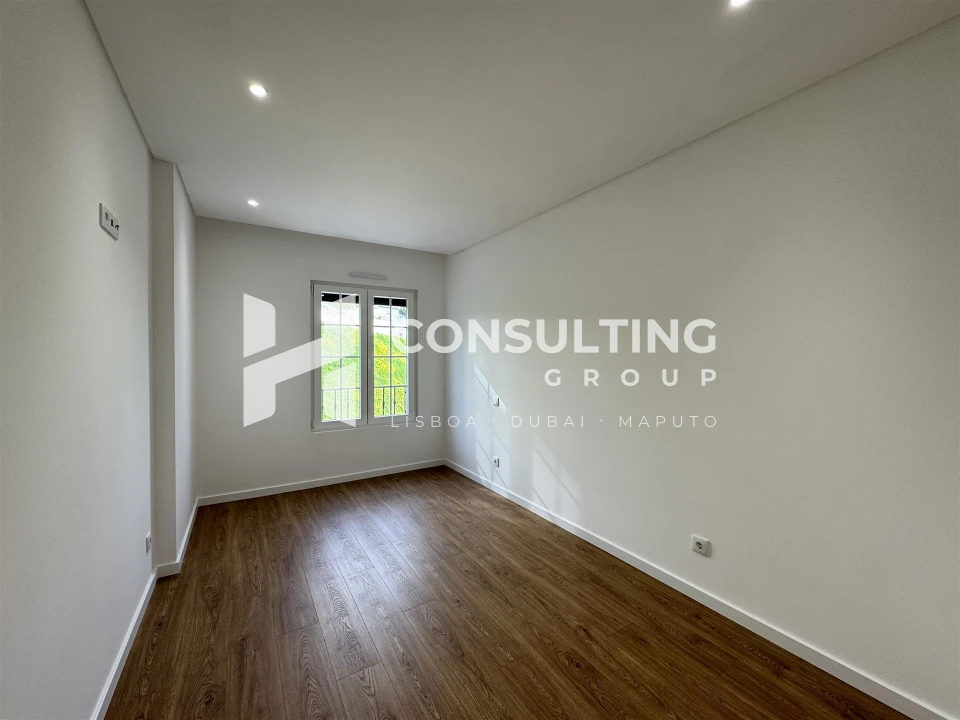 Apartamento T2 para Venda em Águas Livres Foto 22