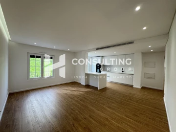 Apartamento T2 para Venda em Águas Livres