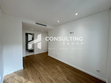 Apartamento T2 para Venda em Águas Livres