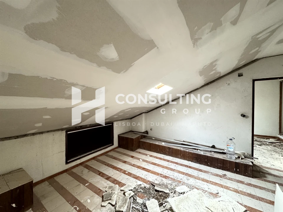 Apartamento T5 para Venda em Moita Foto 35