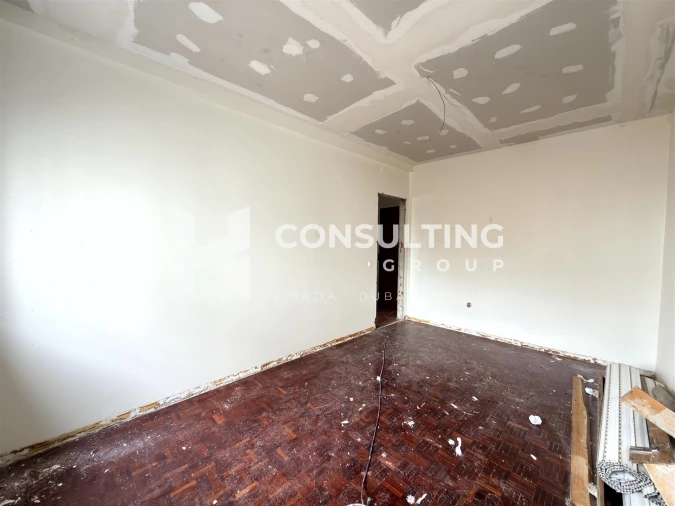 Apartamento T5 para Venda em Moita Foto 17