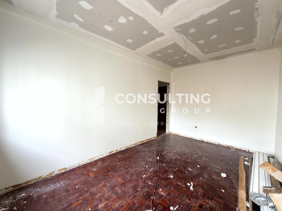 Apartamento T5 para Venda em Moita Foto 17