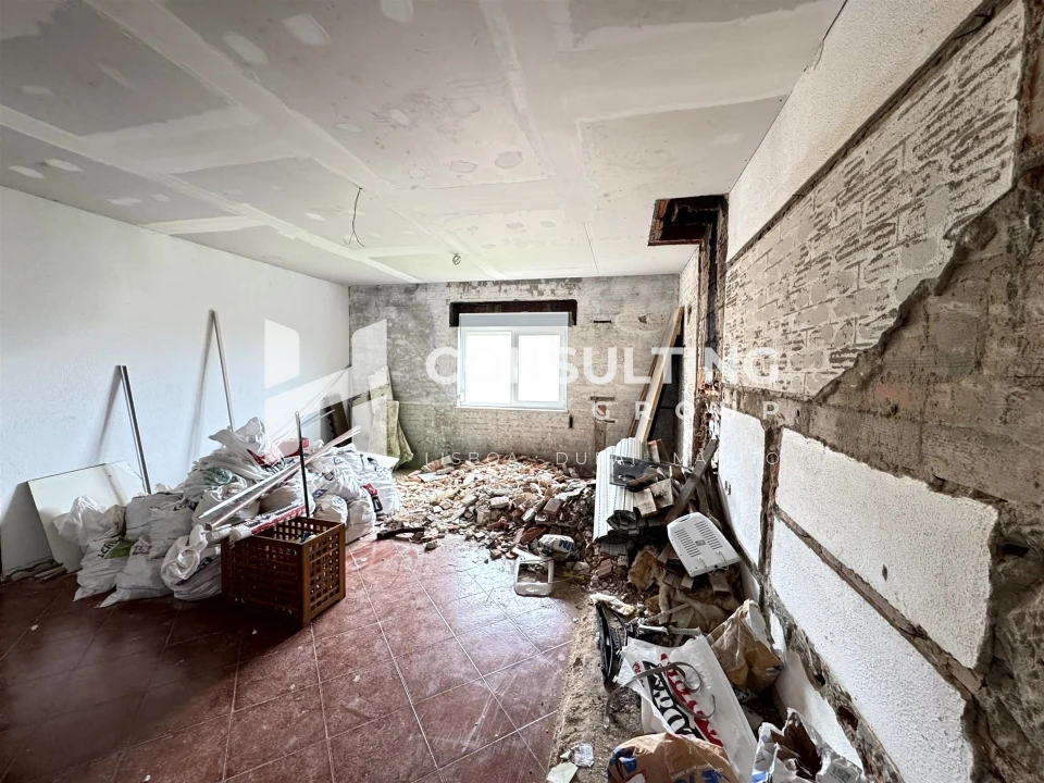 Apartamento T5 para Venda em Moita Foto 20