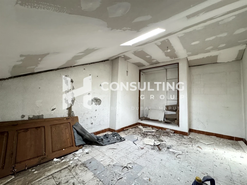 Apartamento T5 para Venda em Moita Foto 43