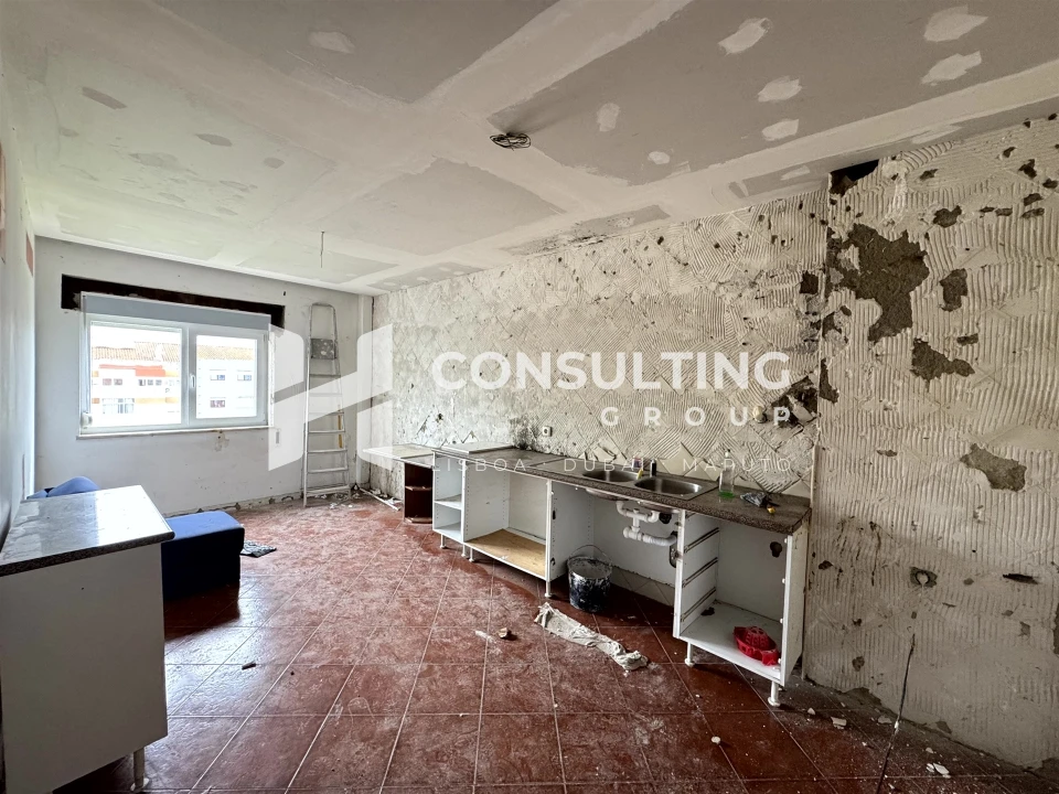 Apartamento T5 para Venda em Moita Foto 23