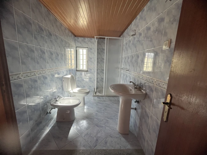 Apartamento T2 para Venda em Melo e Nabais Foto 9