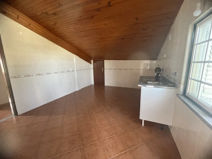 Apartamento T2 para Venda em Melo e Nabais Foto 5