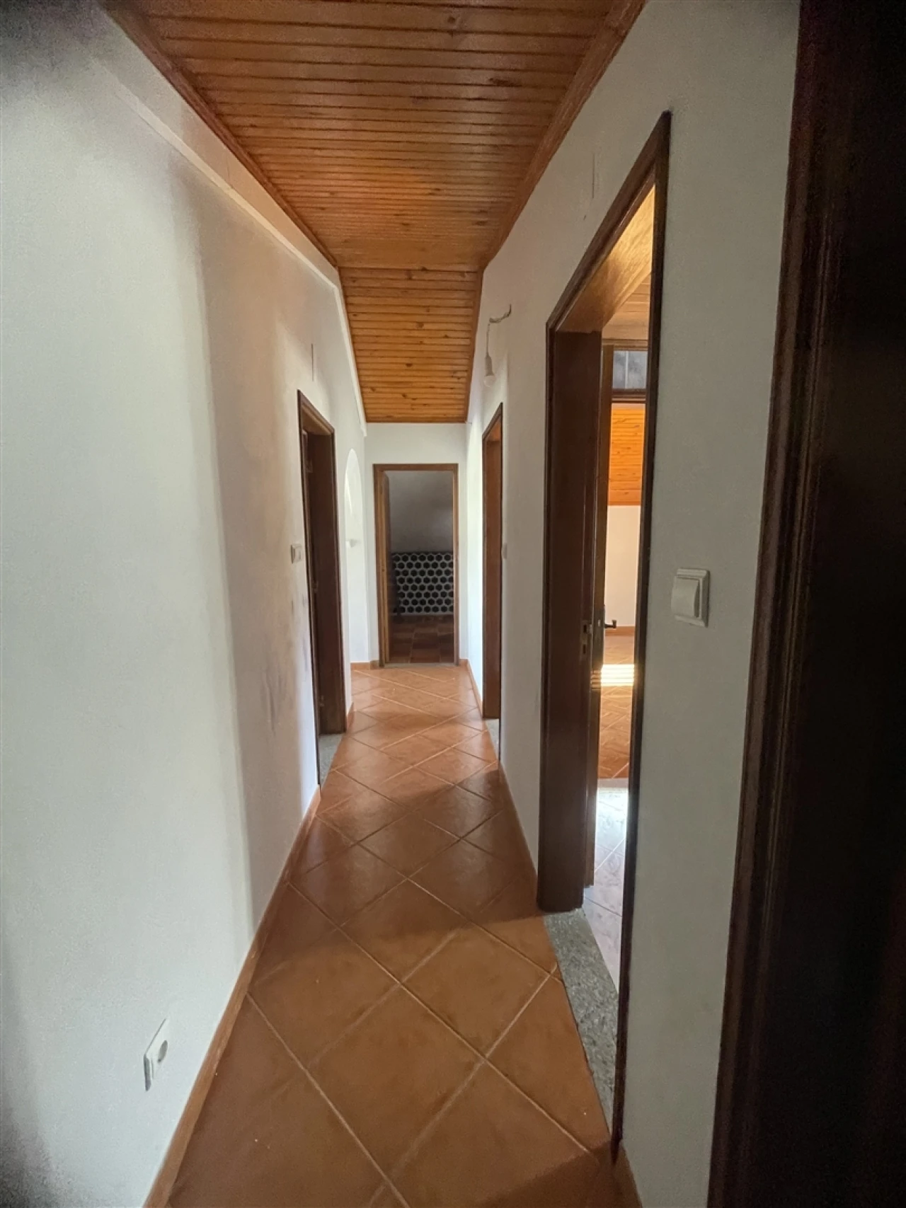 Apartamento T2 para Venda em Melo e Nabais Foto 6
