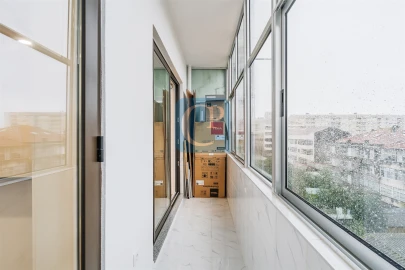 Apartamento T2 para Arrendamento em Bonfim