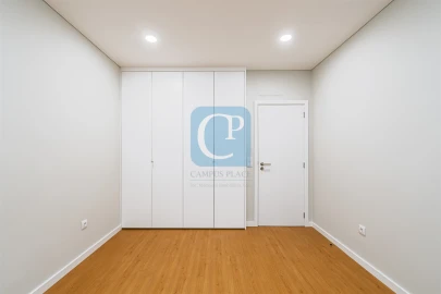 Apartamento T2 para Arrendamento em Bonfim