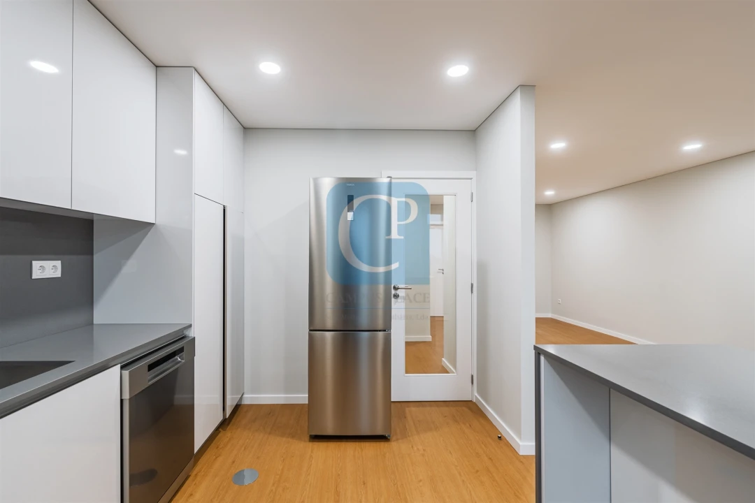 Apartamento T2 para Arrendamento em Bonfim Foto 8