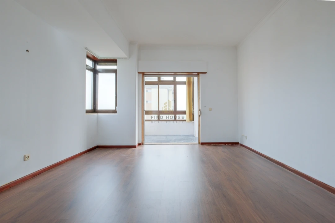 Apartamento T2 para Venda em Oeiras e São Julião da Barra, Paço de Arcos e Caxias Foto 5