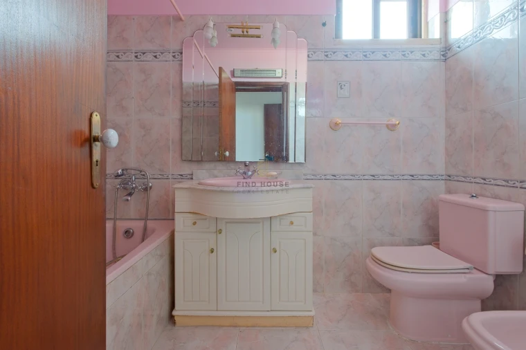 Apartamento T2 para Venda em Oeiras e São Julião da Barra, Paço de Arcos e Caxias Foto 17