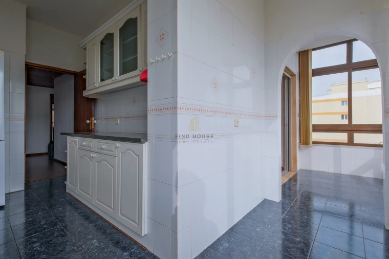 Apartamento T2 para Venda em Oeiras e São Julião da Barra, Paço de Arcos e Caxias Foto 12