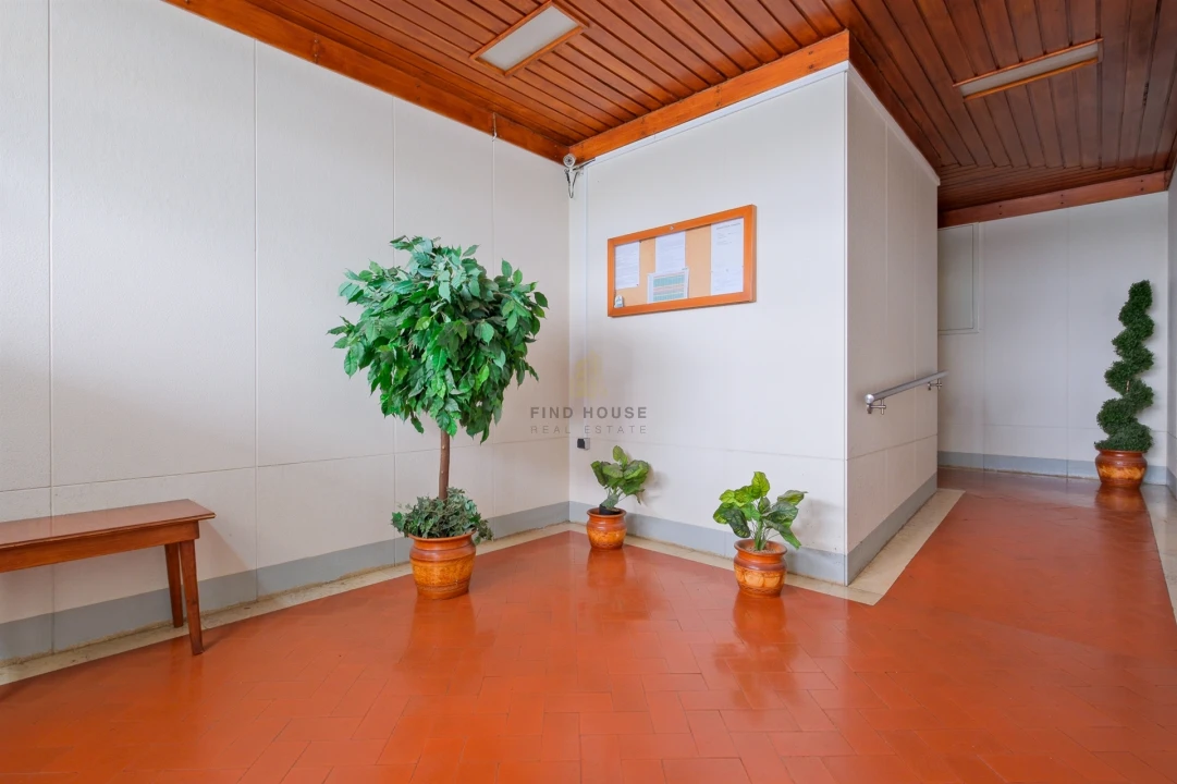 Apartamento T2 para Venda em Oeiras e São Julião da Barra, Paço de Arcos e Caxias Foto 31