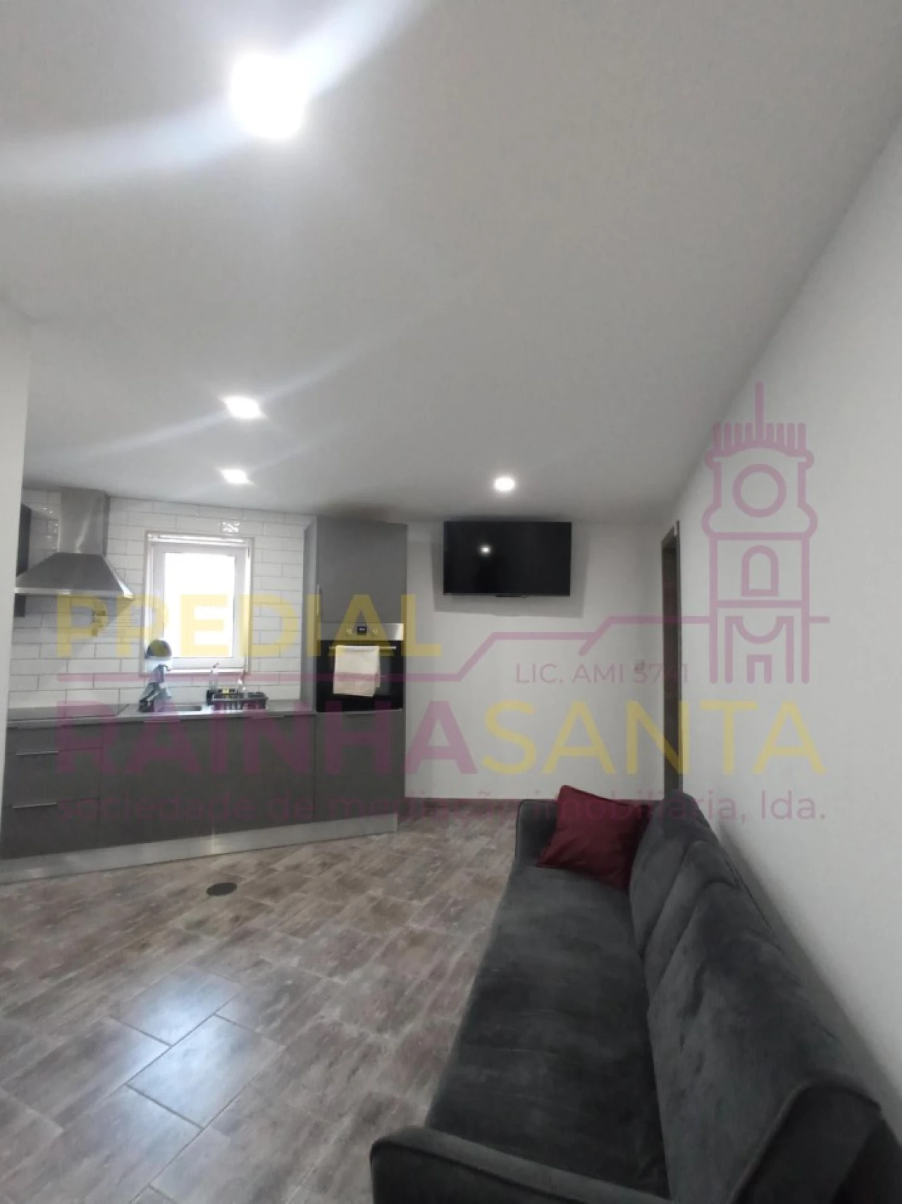 Prédio para Venda em Santa Clara e Castelo Viegas Foto 12