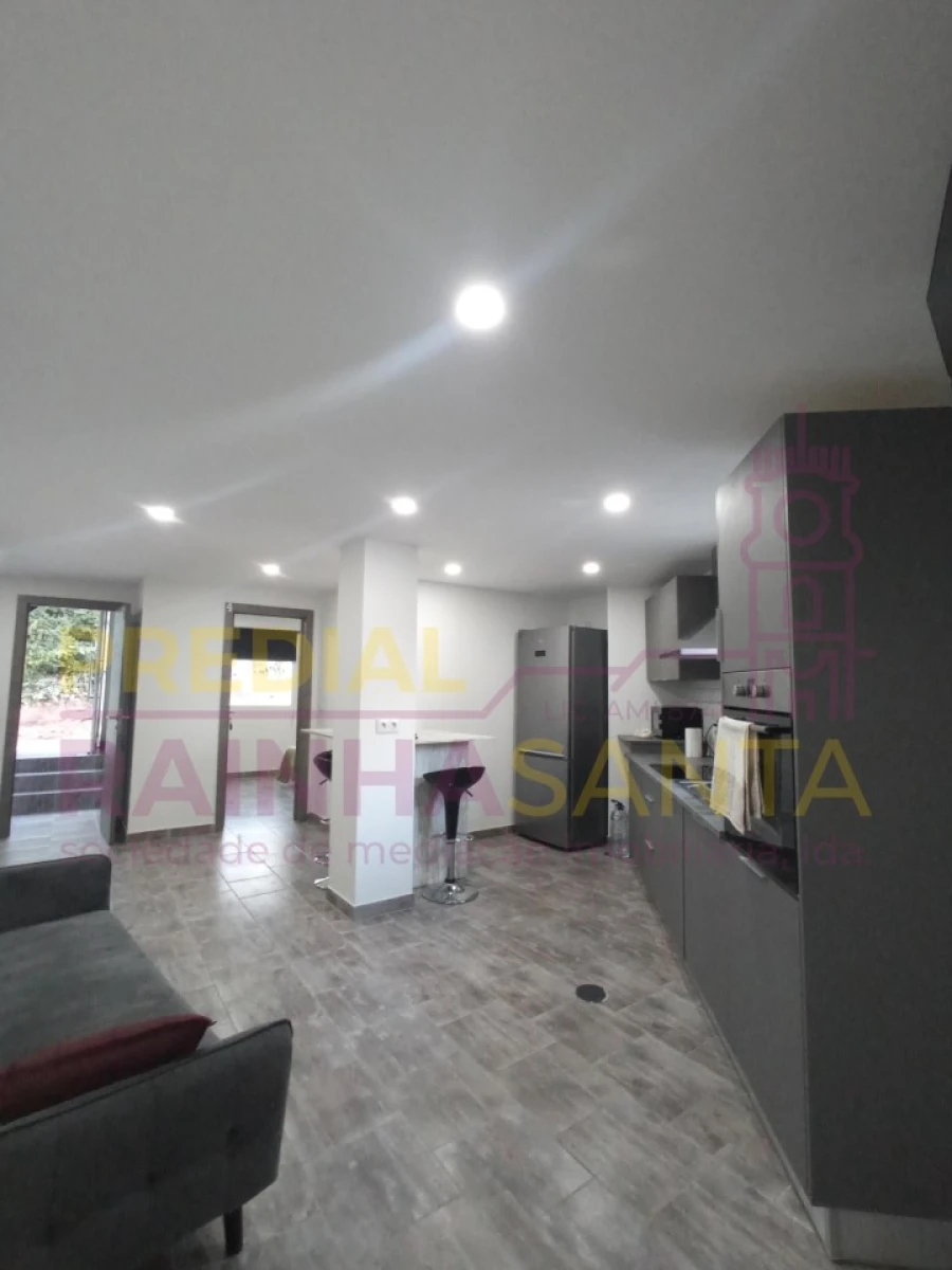 Prédio para Venda em Santa Clara e Castelo Viegas Foto 17