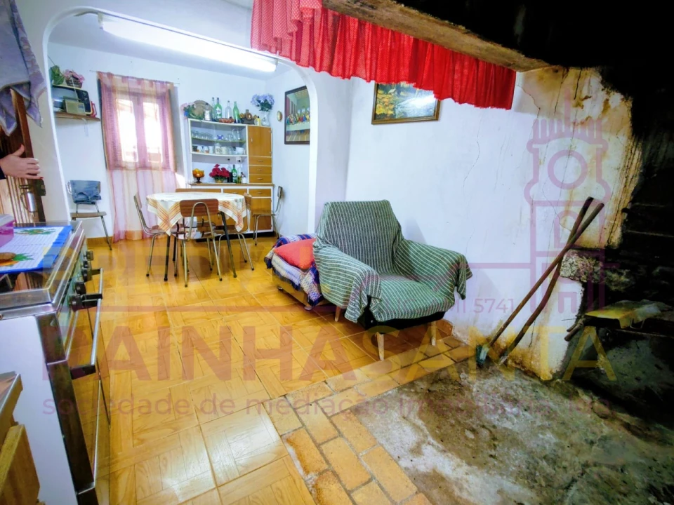 Moradia T2 para Venda em São Miguel, Santa Eufémia e Rabaçal Foto 2