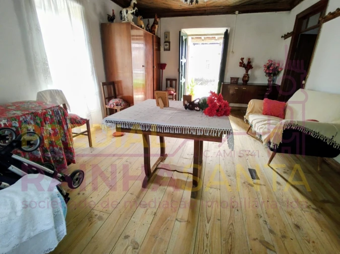 Moradia T2 para Venda em São Miguel, Santa Eufémia e Rabaçal