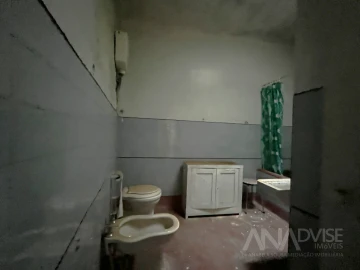 Moradia T4 para Venda em São Cipriano e Vil de Souto