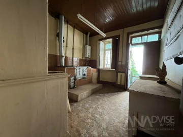 Moradia T4 para Venda em São Cipriano e Vil de Souto