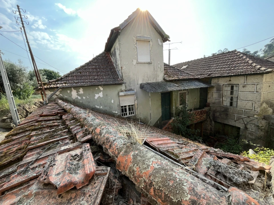 Moradia T4 para Venda em São Cipriano e Vil de Souto Foto 6