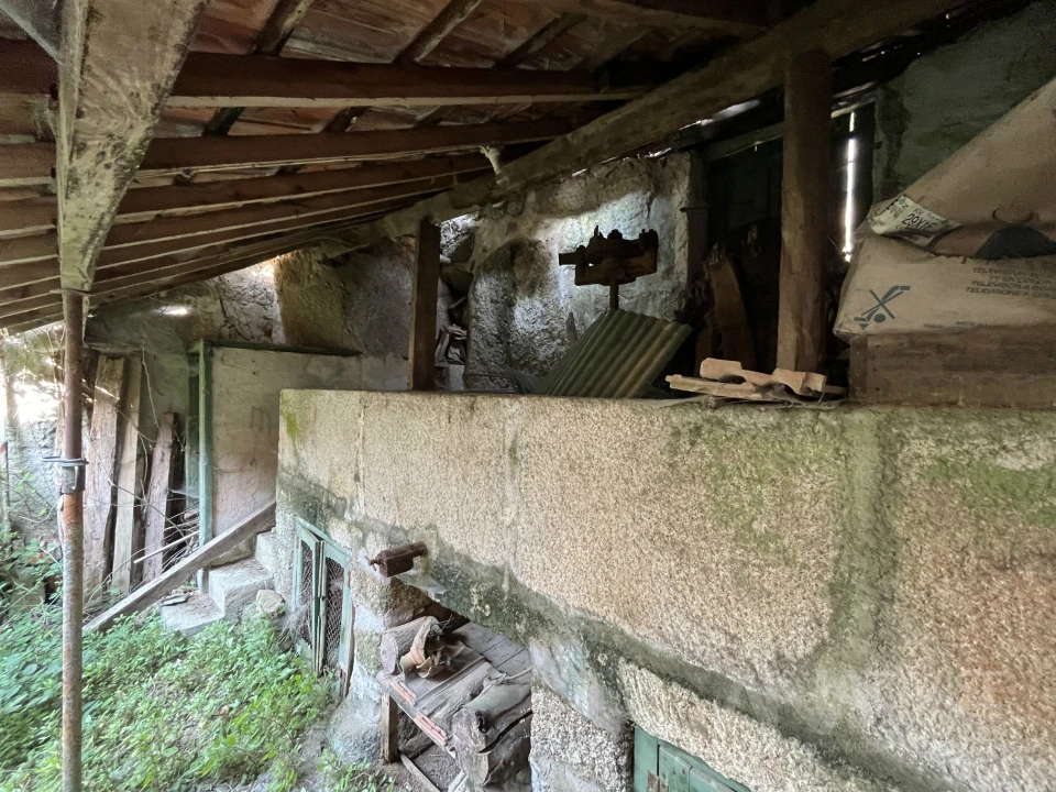 Moradia T4 para Venda em São Cipriano e Vil de Souto Foto 33