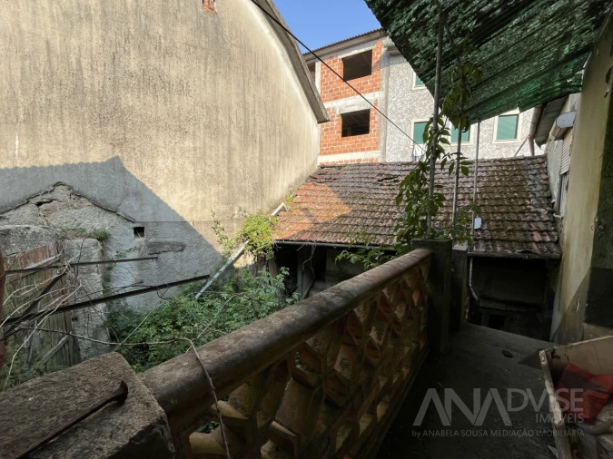 Moradia T4 para Venda em São Cipriano e Vil de Souto Foto 27