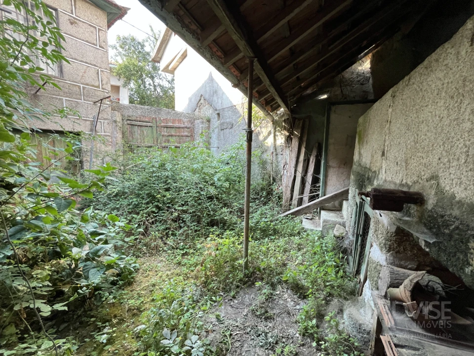 Moradia T4 para Venda em São Cipriano e Vil de Souto Foto 34
