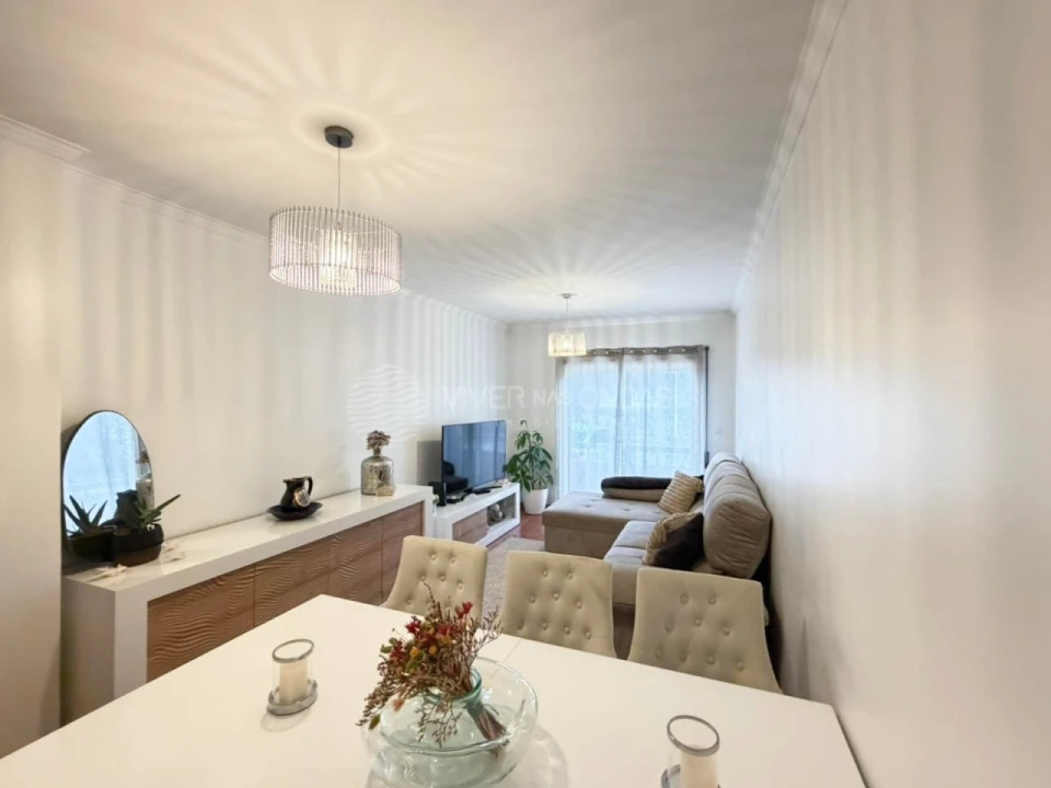 Apartamento T2 para Venda em Fornelo e Vairão Foto 1