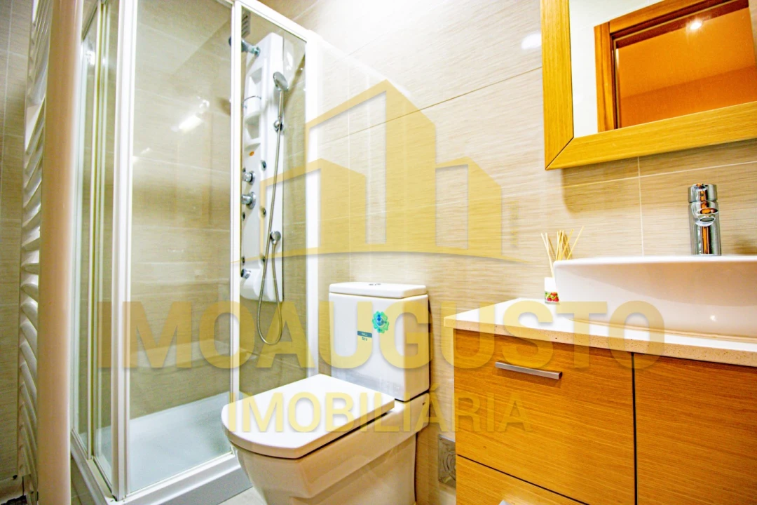 Apartamento T2 para Venda em Guarda Foto 10