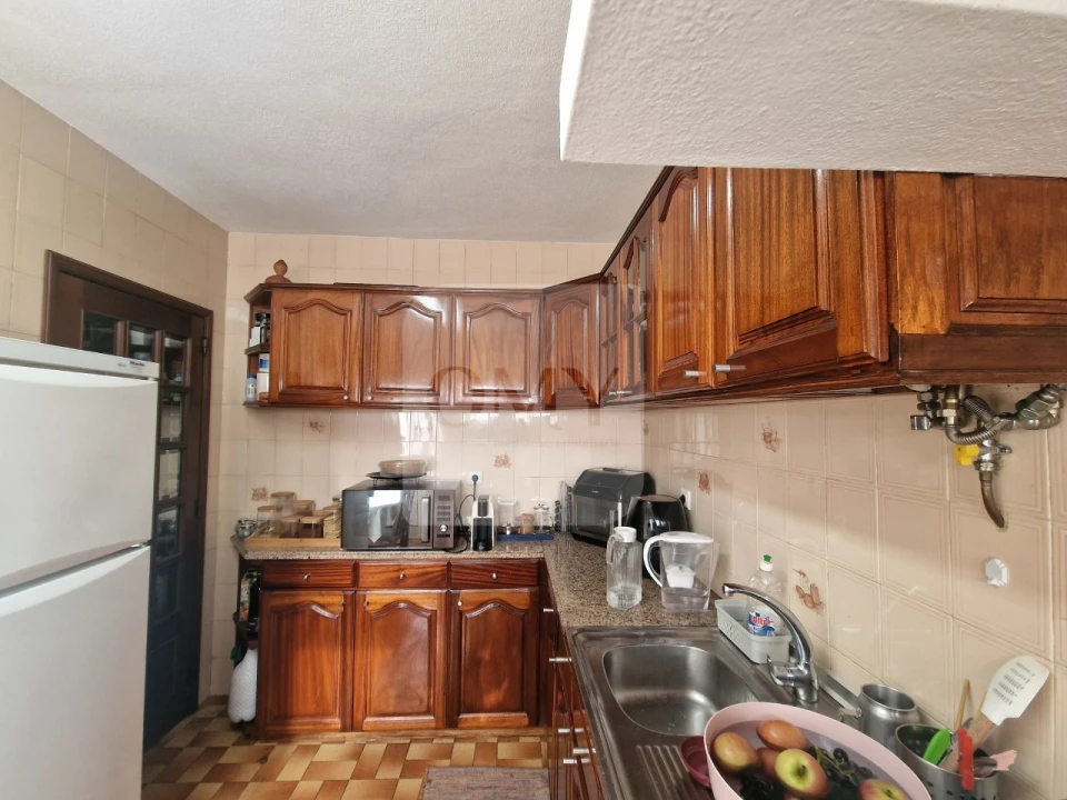 Moradia T4 para Arrendamento em Nossa Senhora da Conceição, São Pedro e São Dinis Foto 5