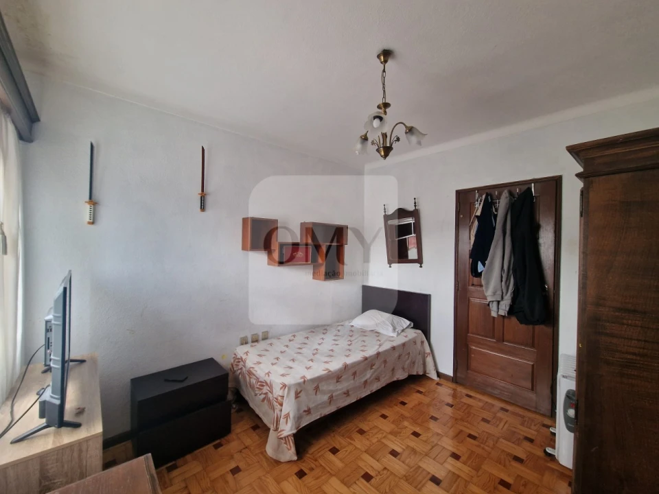 Moradia T4 para Arrendamento em Nossa Senhora da Conceição, São Pedro e São Dinis Foto 11