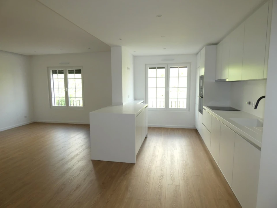 Apartamento T2 para Venda em Águas Livres Foto 1