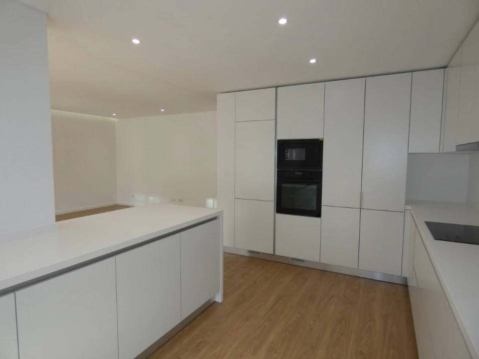 Apartamento T2 para Venda em Águas Livres Foto 3