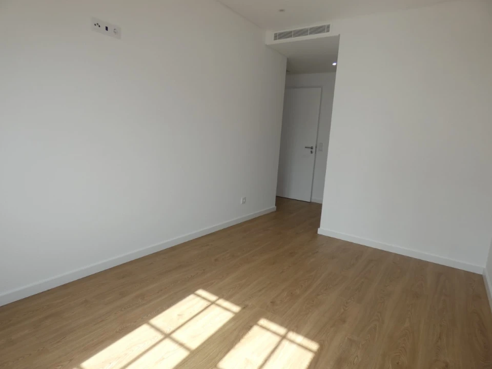 Apartamento T2 para Venda em Águas Livres Foto 17