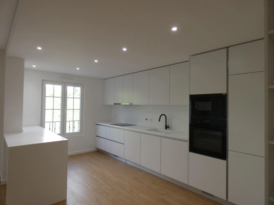 Apartamento T2 para Venda em Águas Livres Foto 2