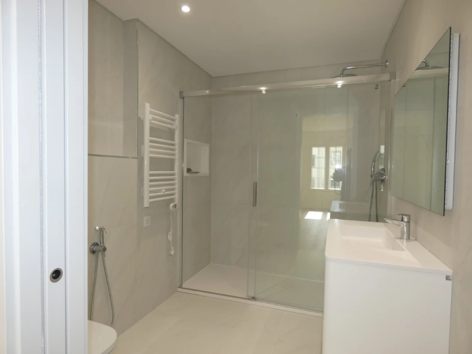 Apartamento T2 para Venda em Águas Livres Foto 14