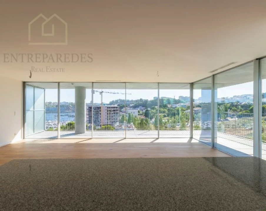 Apartamento T3 para Venda em Santa Marinha e São Pedro da Afurada Foto 9