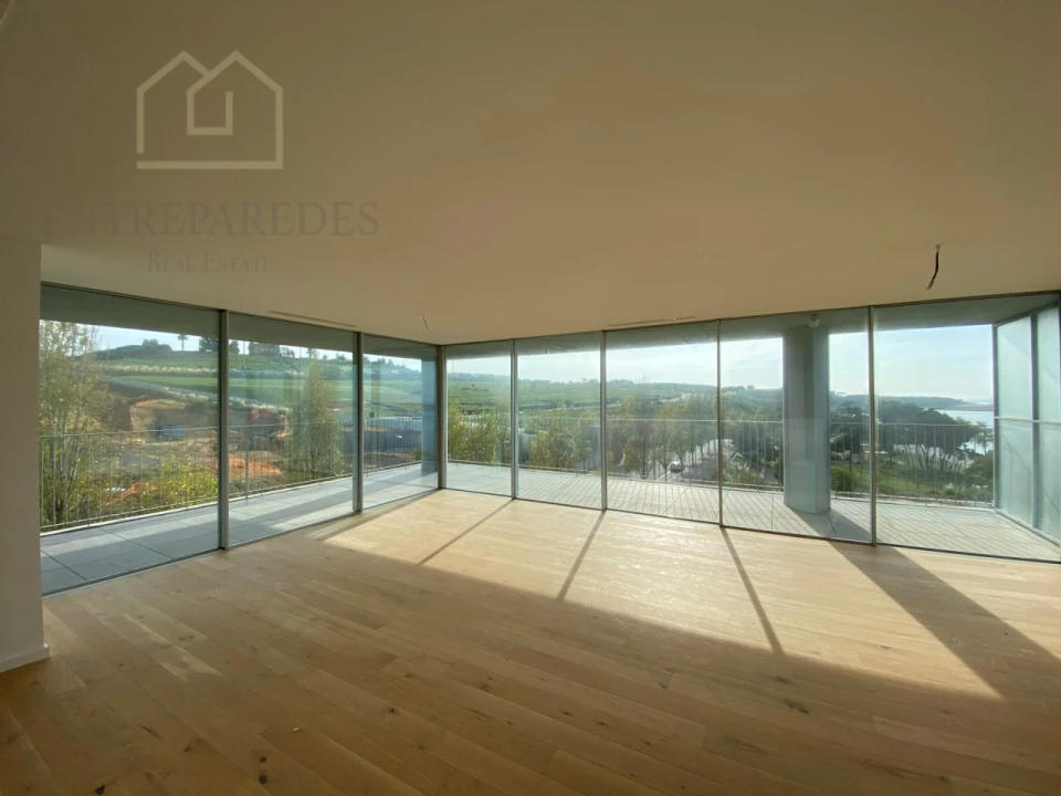 Apartamento T3 para Venda em Santa Marinha e São Pedro da Afurada Foto 2