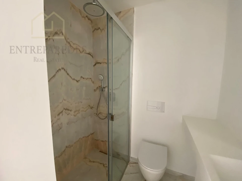 Apartamento T3 para Venda em Santa Marinha e São Pedro da Afurada Foto 28