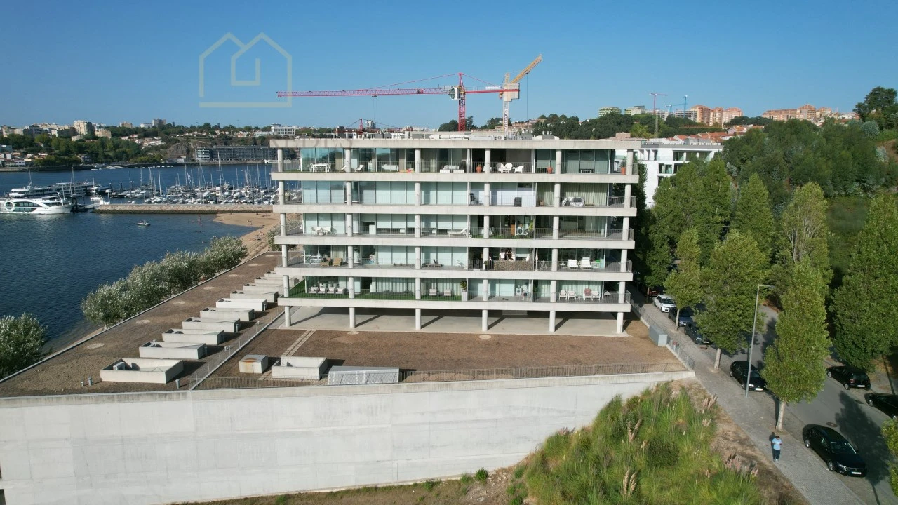 Apartamento T3 para Venda em Santa Marinha e São Pedro da Afurada Foto 4